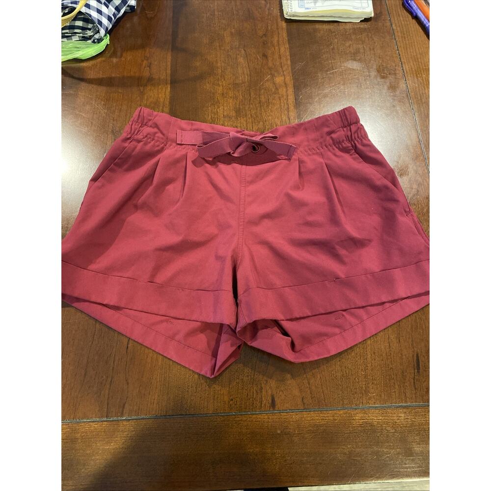 Lululemon Athletica Red Athletic Shorts Lightweight Comfortable Fit